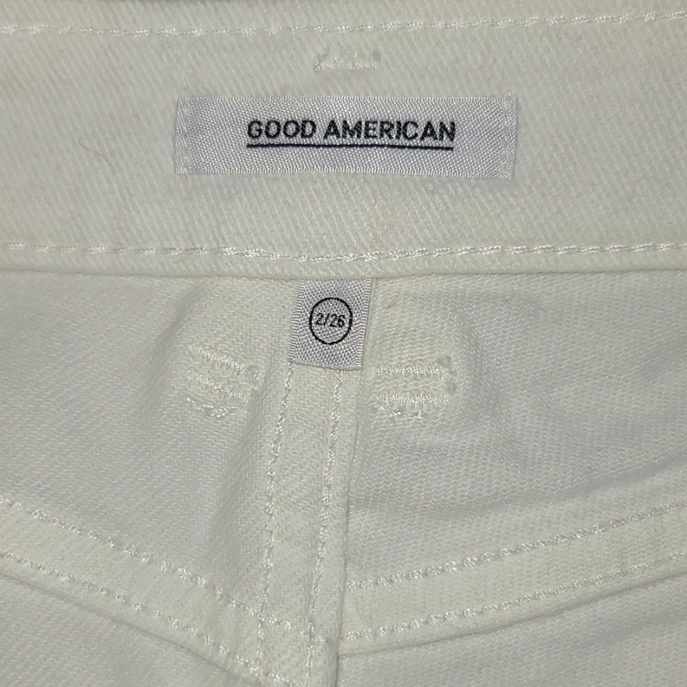 Good American White Distressed High-Rise Jean Shorts - Picture 7 of 8